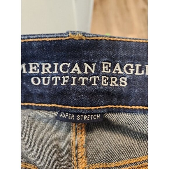 American Eagle Outfitters-Super Stretch Artist Crop 2 button Size 2 - Picture 6 of 8